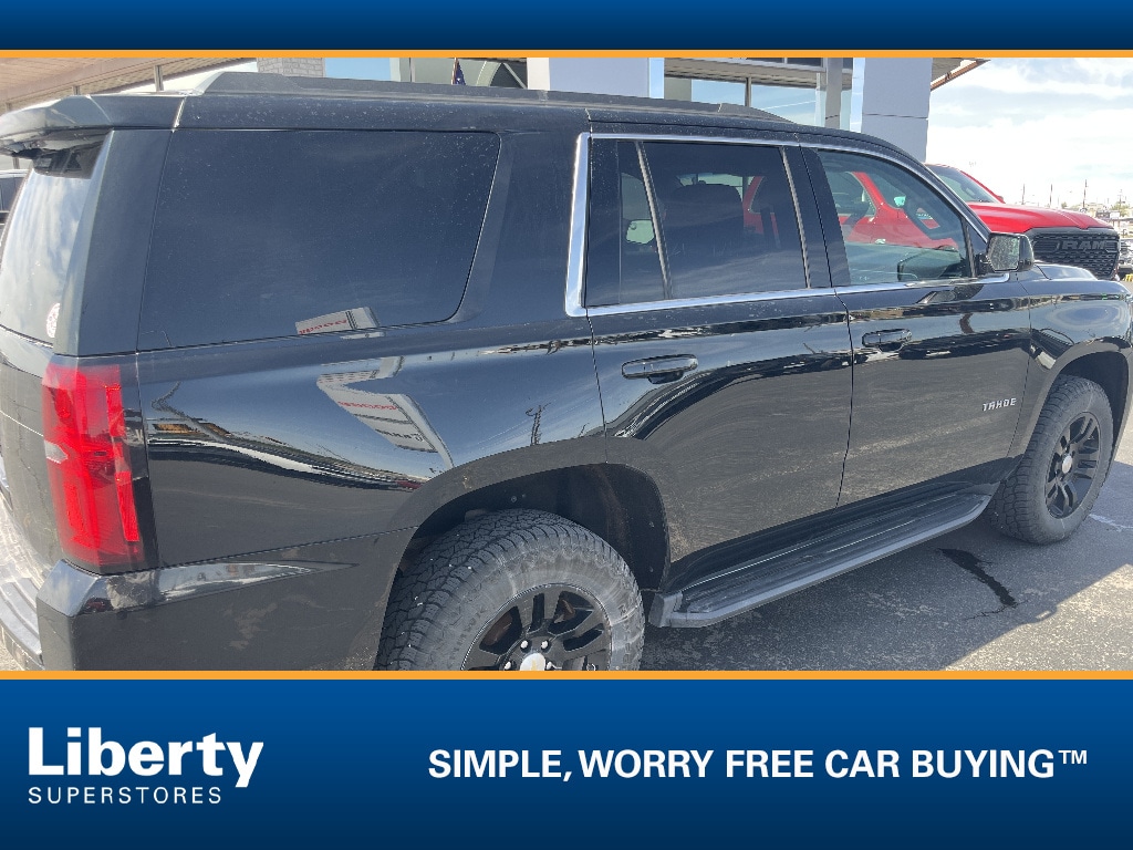 2017 Chevrolet Tahoe 4WD LS's photo