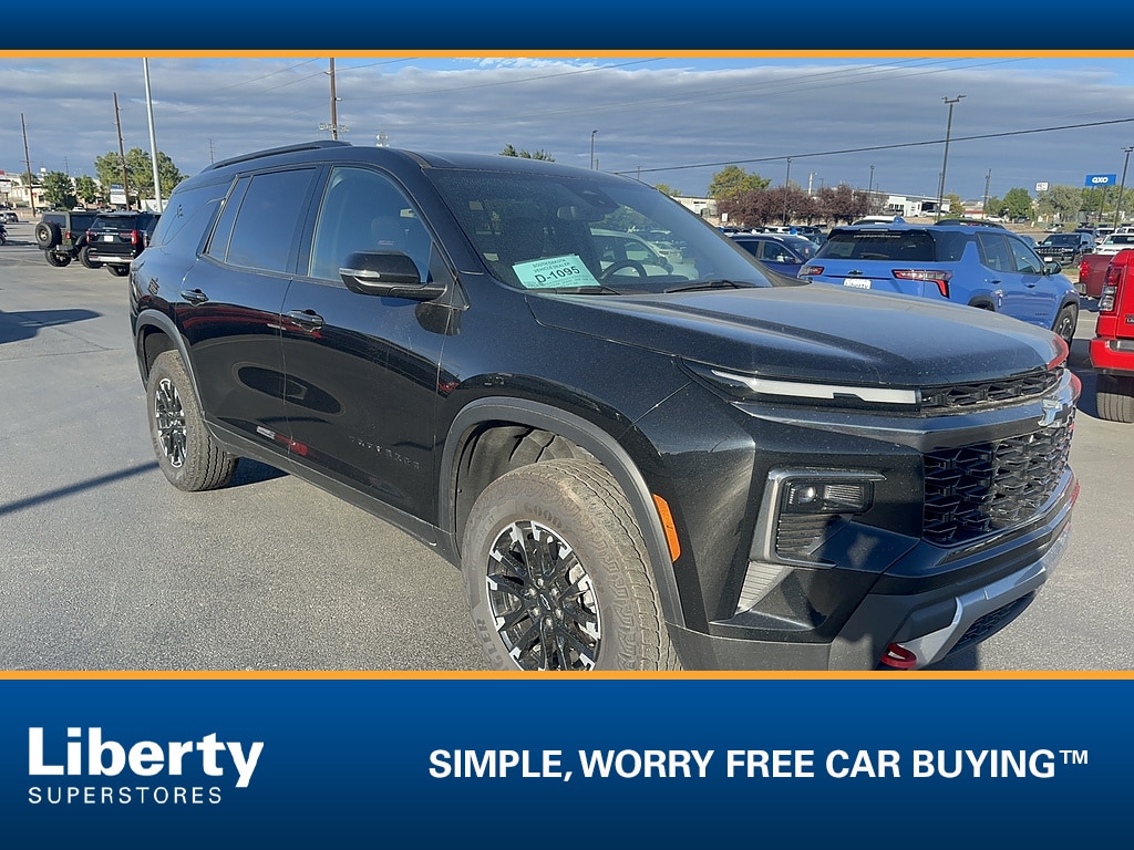 Used 2025 Chevrolet Traverse Z71 SUV