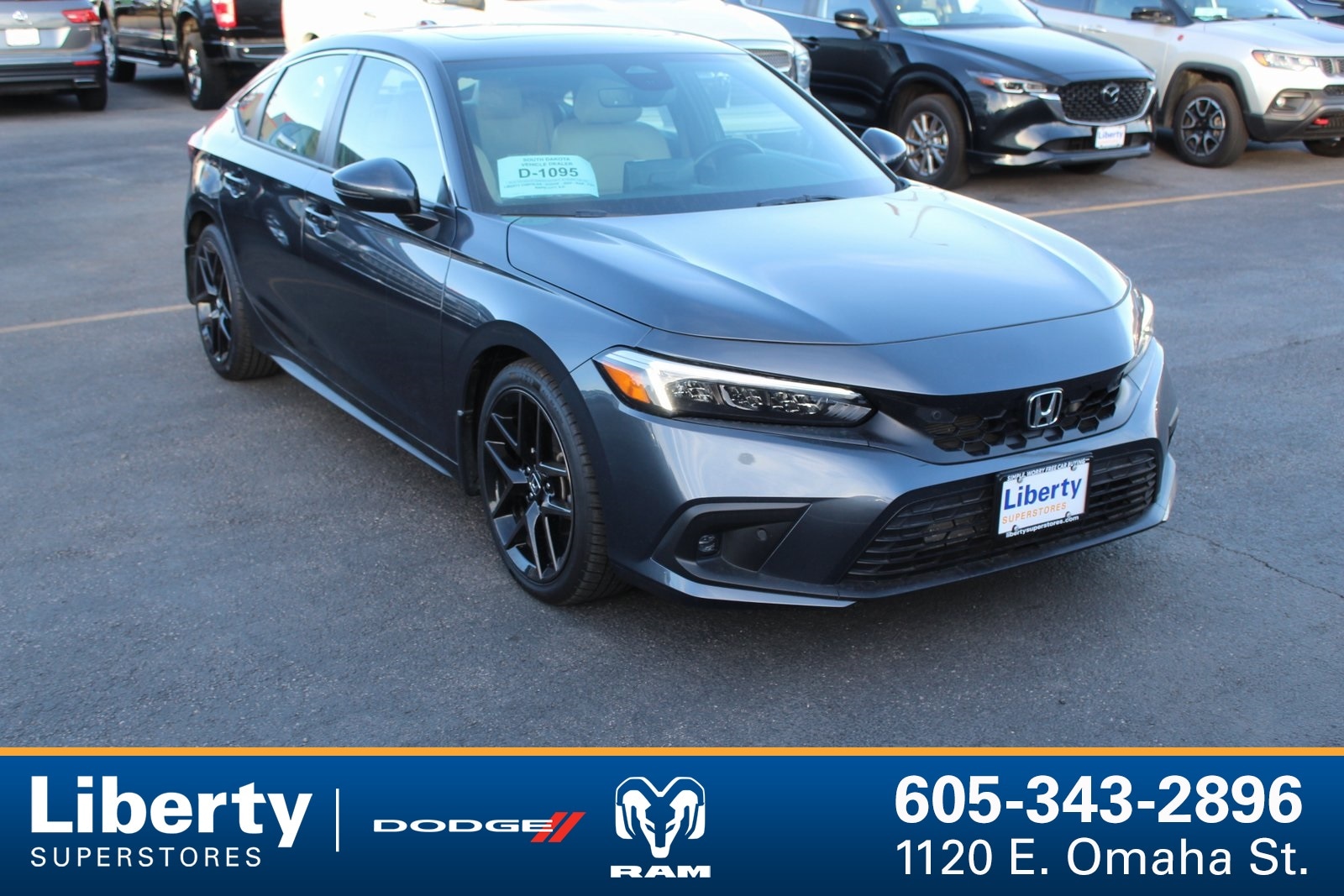 2023 Honda Civic Hatchback Sport Touring's photo