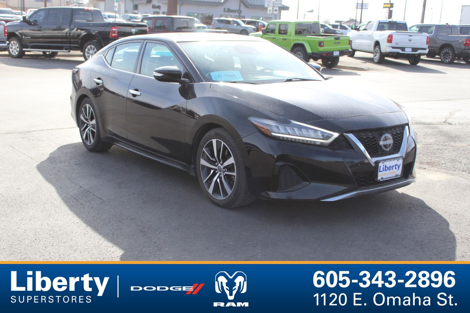 2023 Nissan Maxima SV