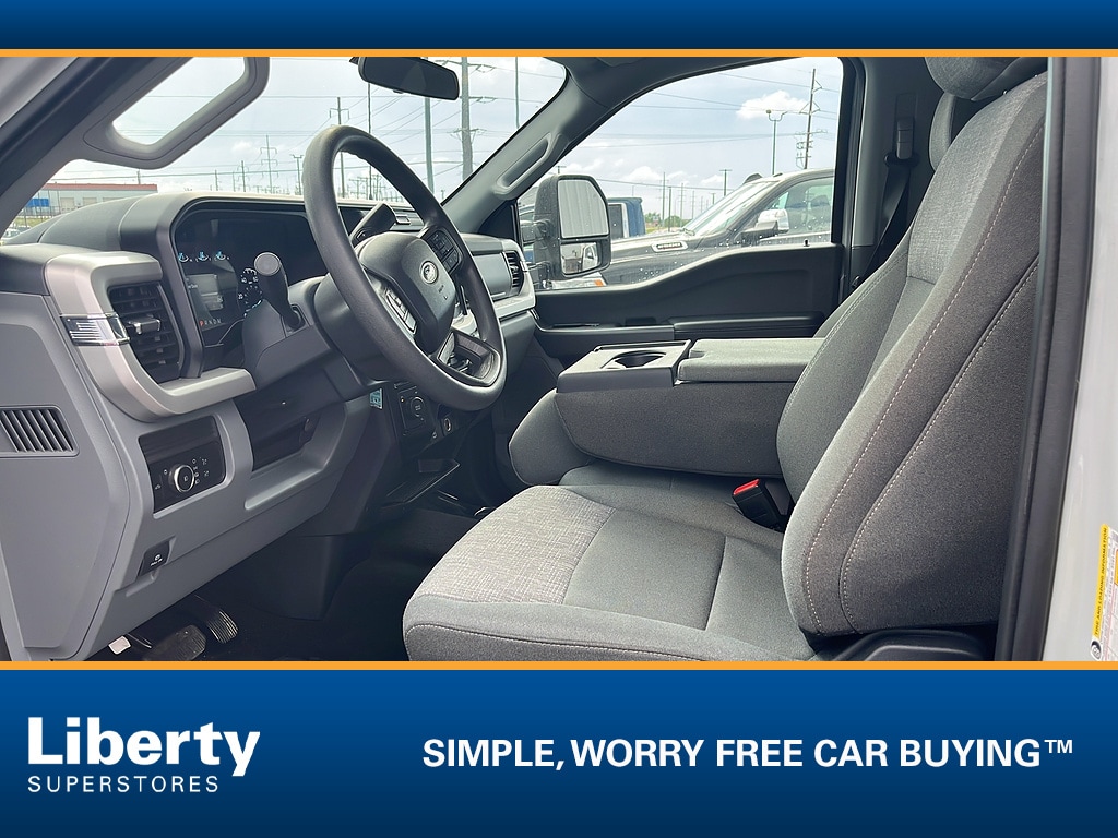 Used 2025 Ford F-250 Truck Crew Cab