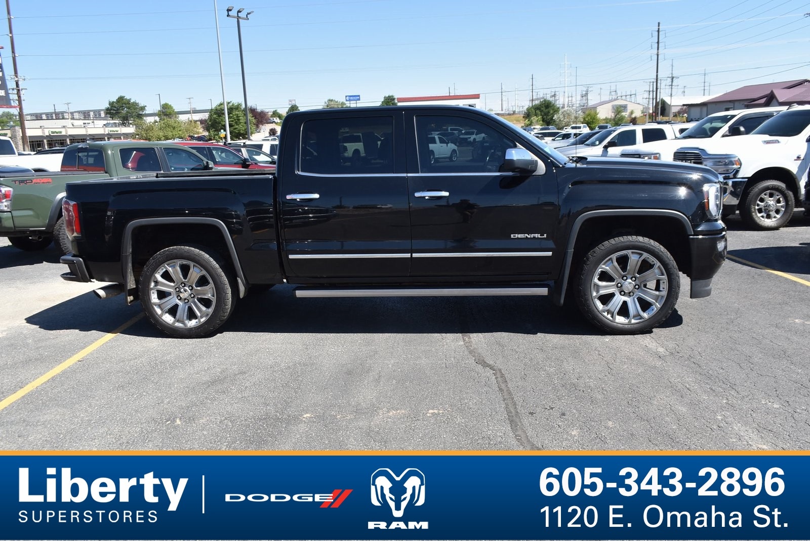 Used 2018 GMC Sierra 1500 Denali Denali with VIN 3GTU2PEJ6JG496893 for sale in Rapid City, SD