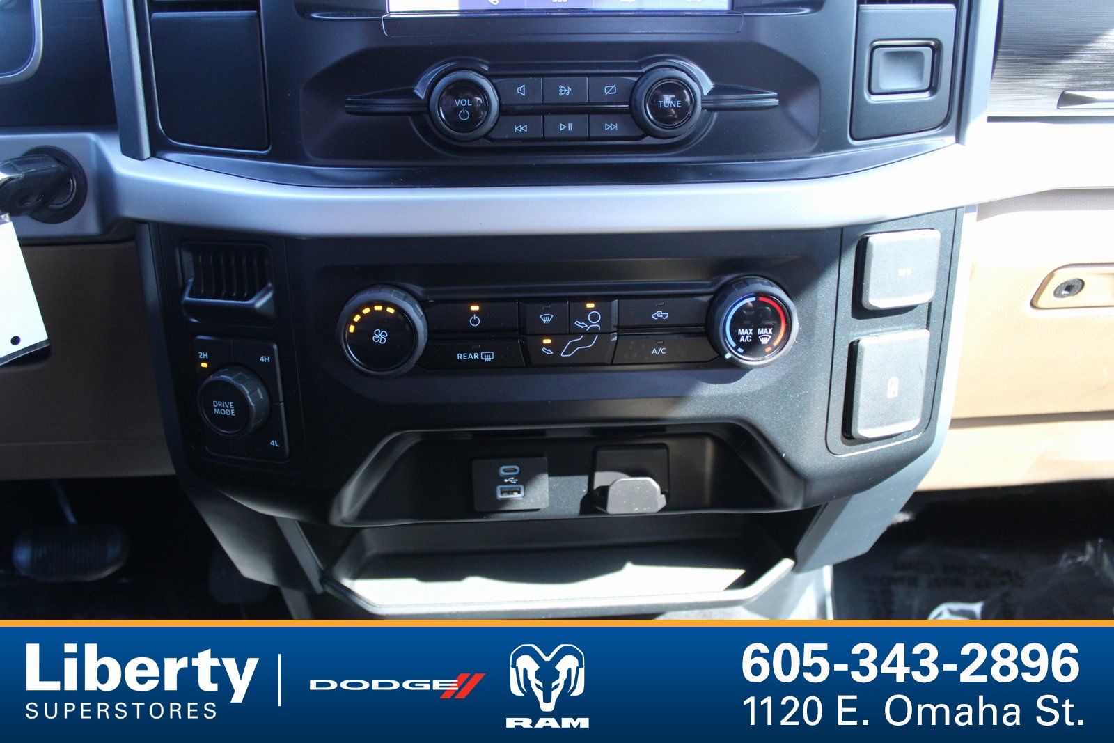 2023 Ford F-150 XLT - Photo 27