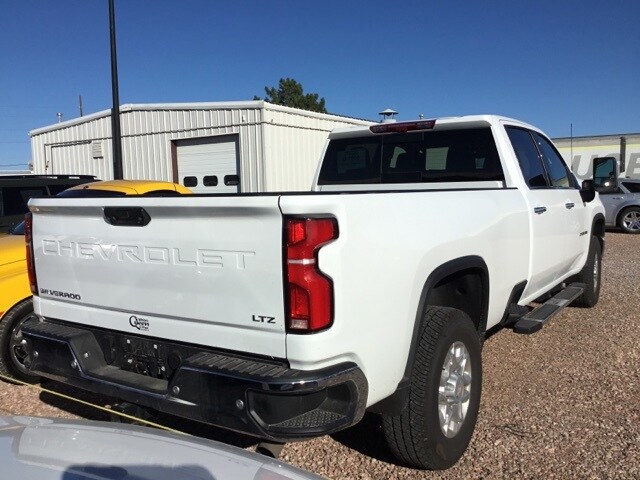 2025 Chevrolet Silverado 2500HD LTZ photo 2
