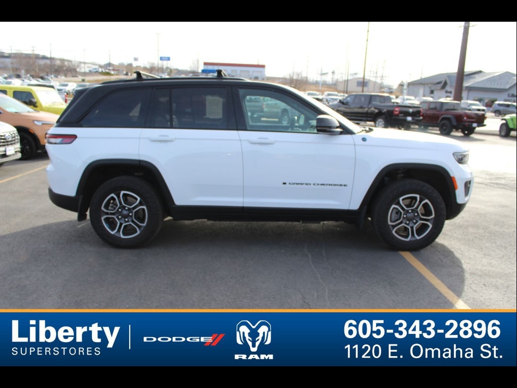 Used 2022 Jeep Grand Cherokee Trailhawk 4xe with VIN 1C4RJYC6XN8748086 for sale in Rapid City, SD