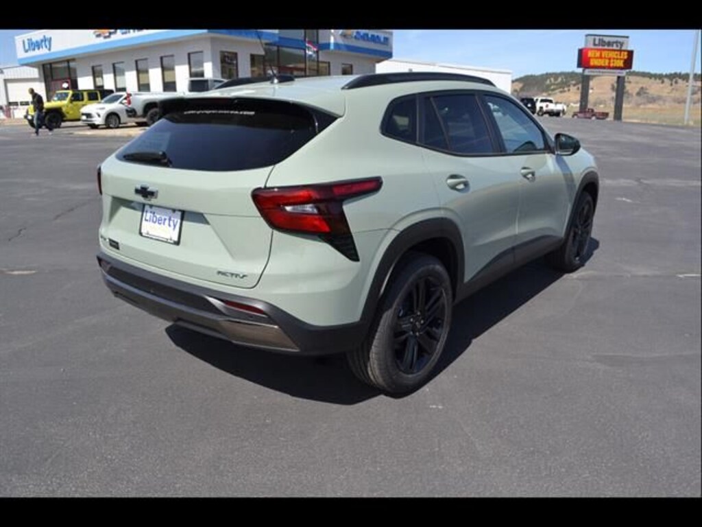 New 2026 Chevrolet Trax ACTIV SUV