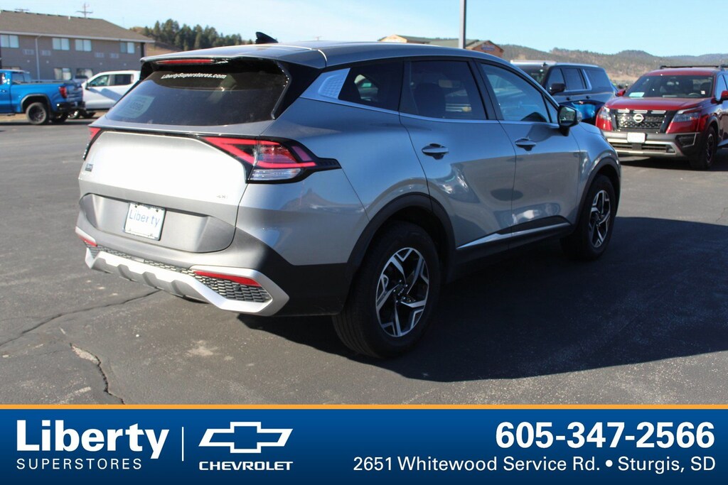 Used 2024 Kia Sportage LX SUV