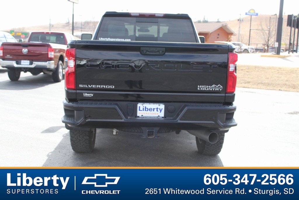 Used 2024 Chevrolet Silverado 2500HD High Country Truck Crew Cab