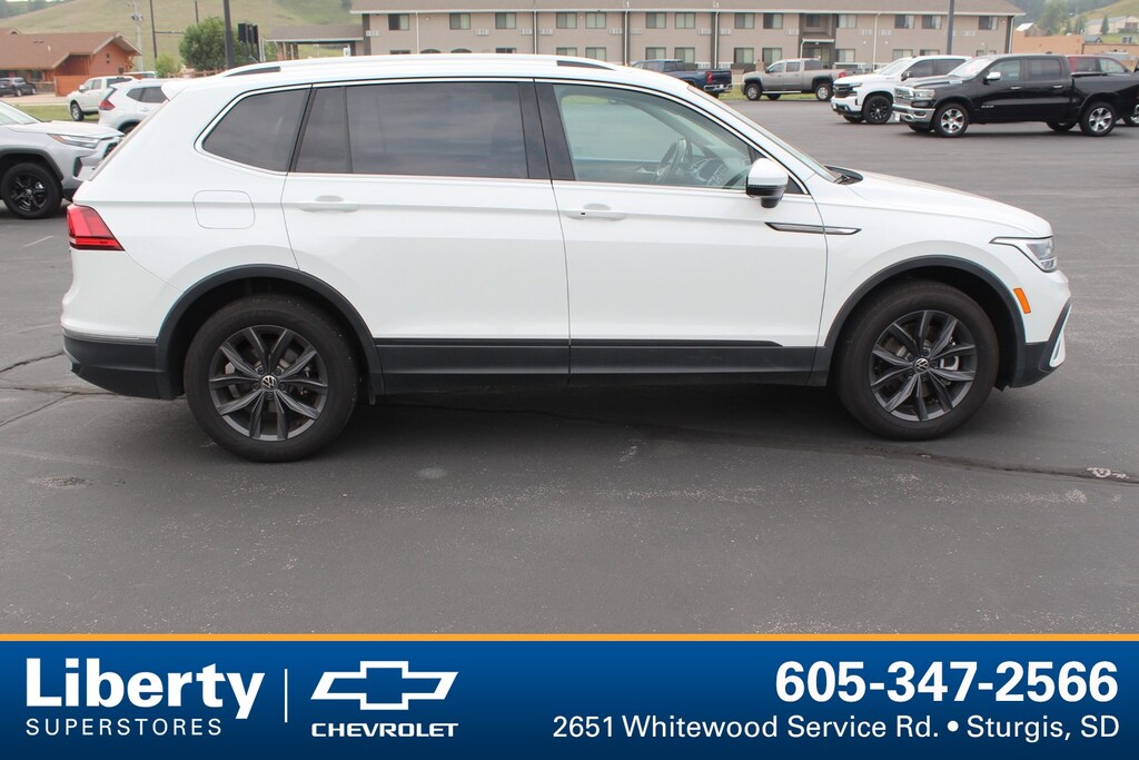 Used 2024 Volkswagen Tiguan 2.0T SE SUV