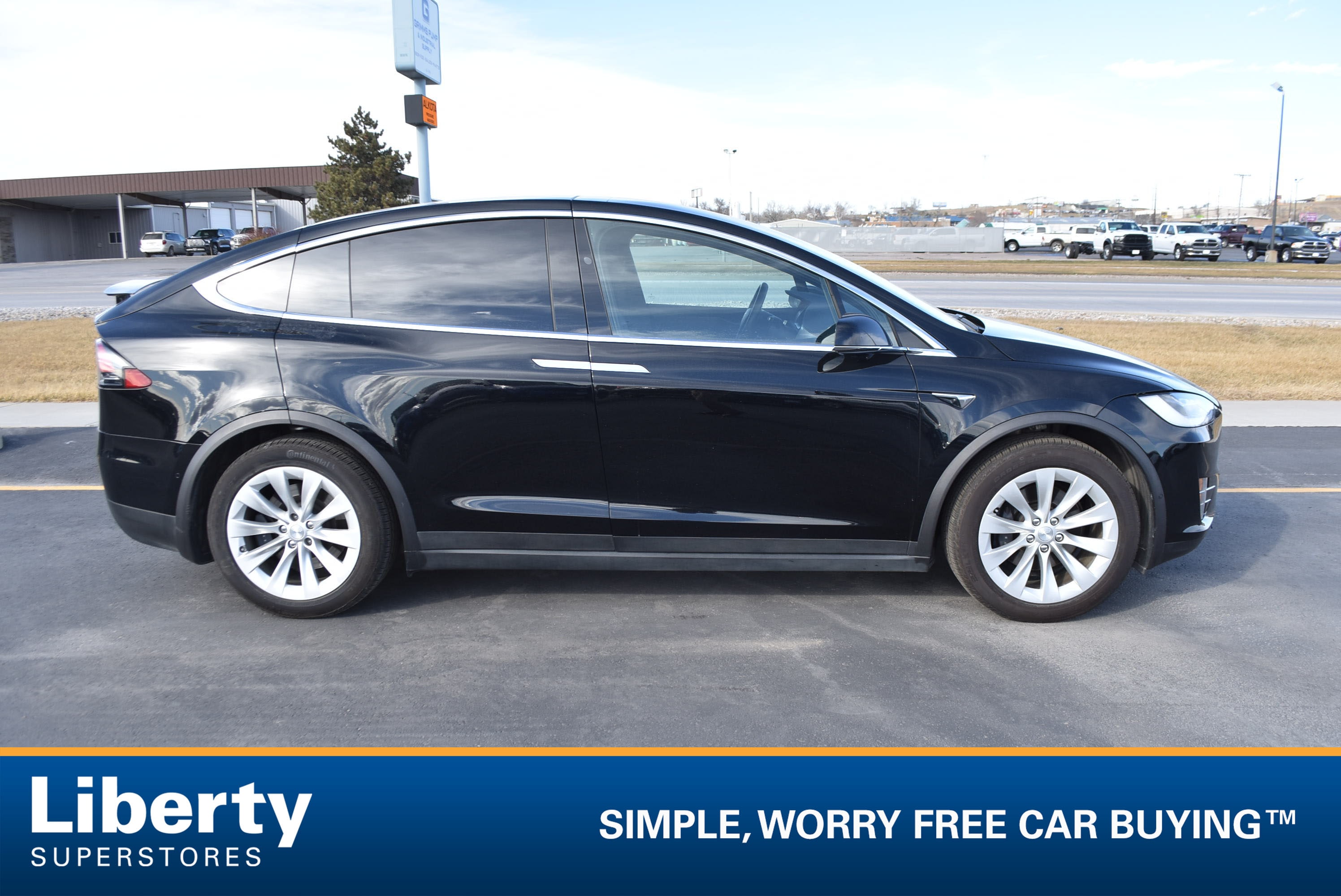 Used 2018 Tesla Model X 75D with VIN 5YJXCDE27JF143487 for sale in Rapid City, SD