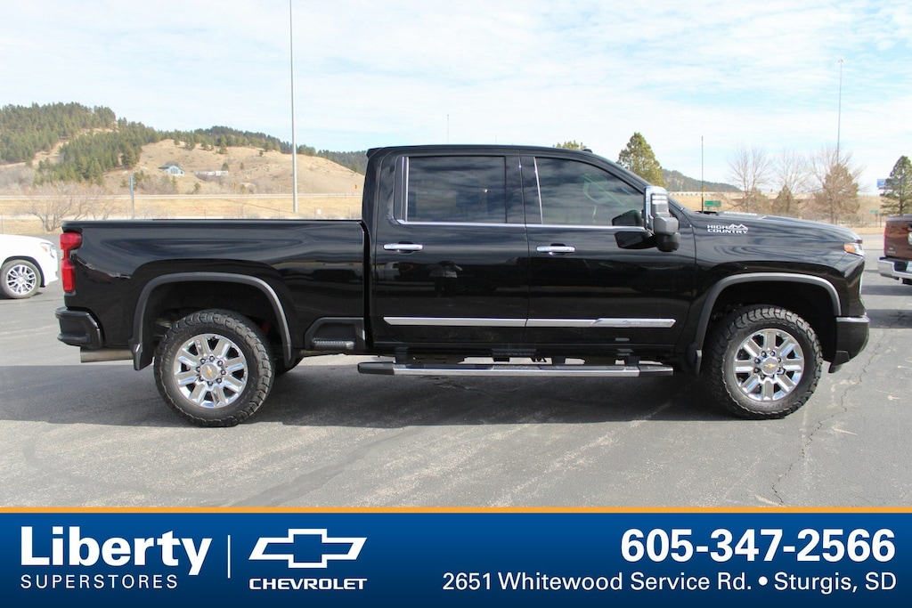 Used 2024 Chevrolet Silverado 2500HD High Country Truck Crew Cab