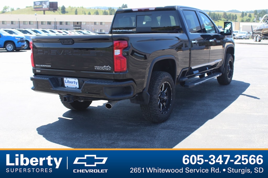 Used 2024 Chevrolet Silverado 3500HD High Country Truck Crew Cab
