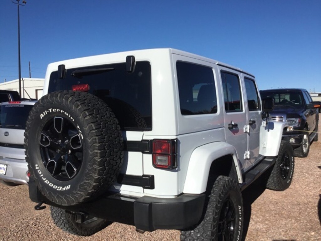 Used 2018 Jeep Wrangler JK Unlimited Sahara 4x4 SUV