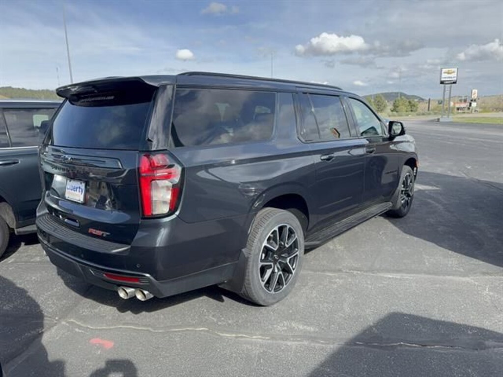 Used 2022 Chevrolet Suburban RST SUV