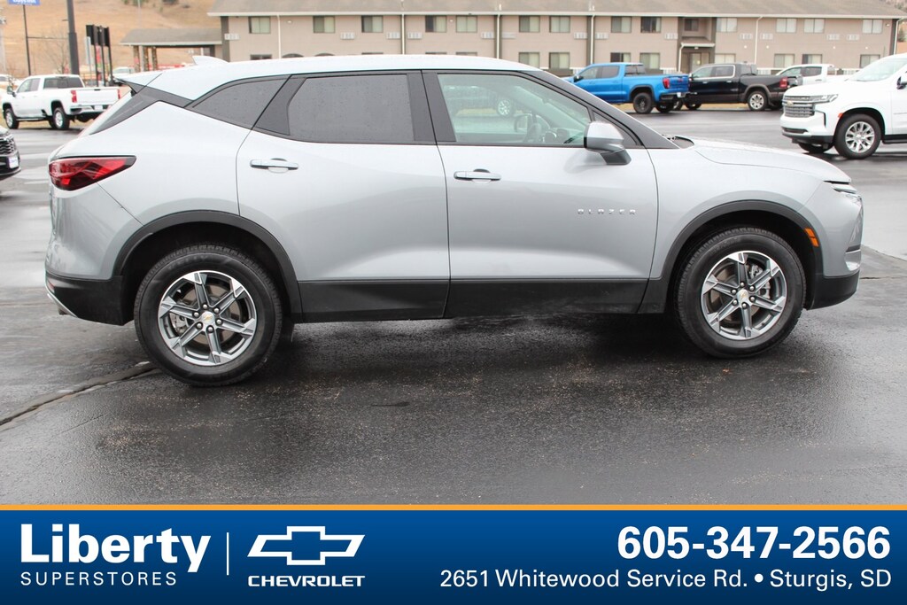 Used 2025 Chevrolet Blazer LT w/2LT SUV