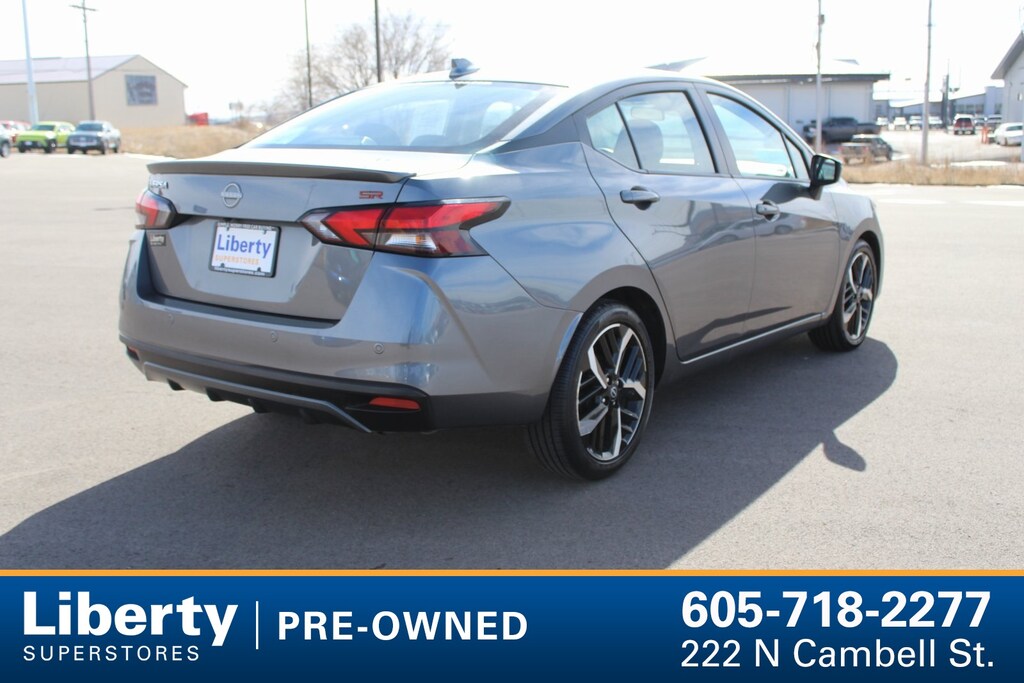 Used 2024 Nissan Versa 1.6 SR Sedan
