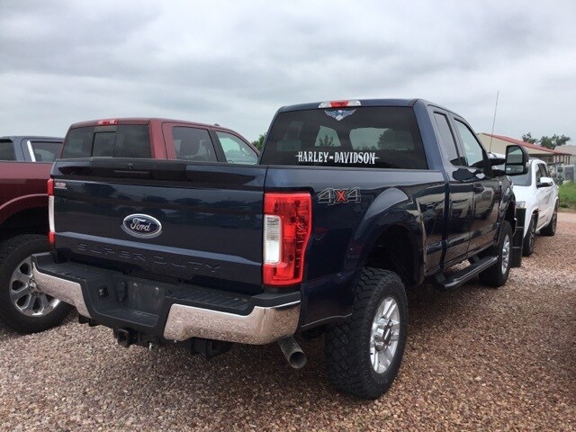 2019 Ford F-250 photo 2