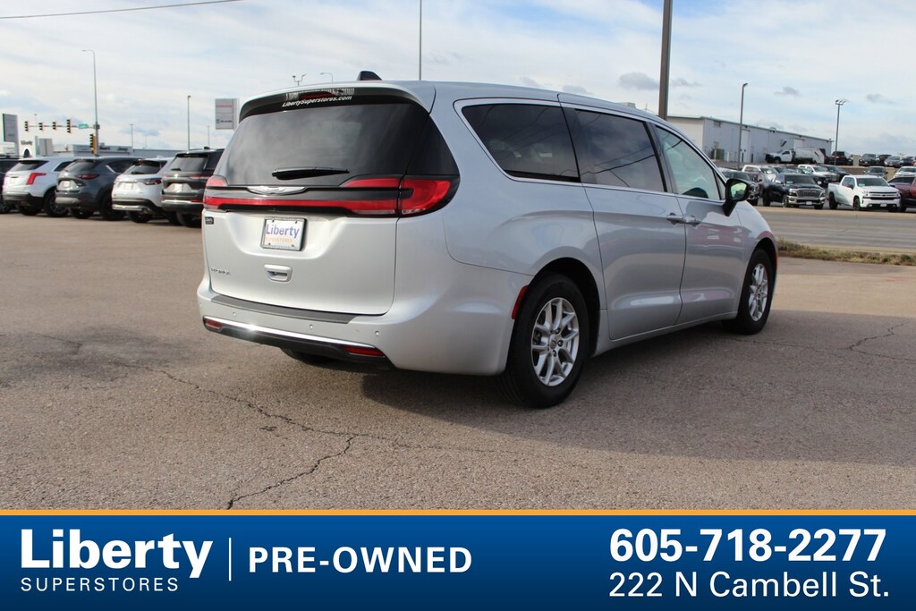 Used 2024 Chrysler Pacifica Touring L Van Passenger Van