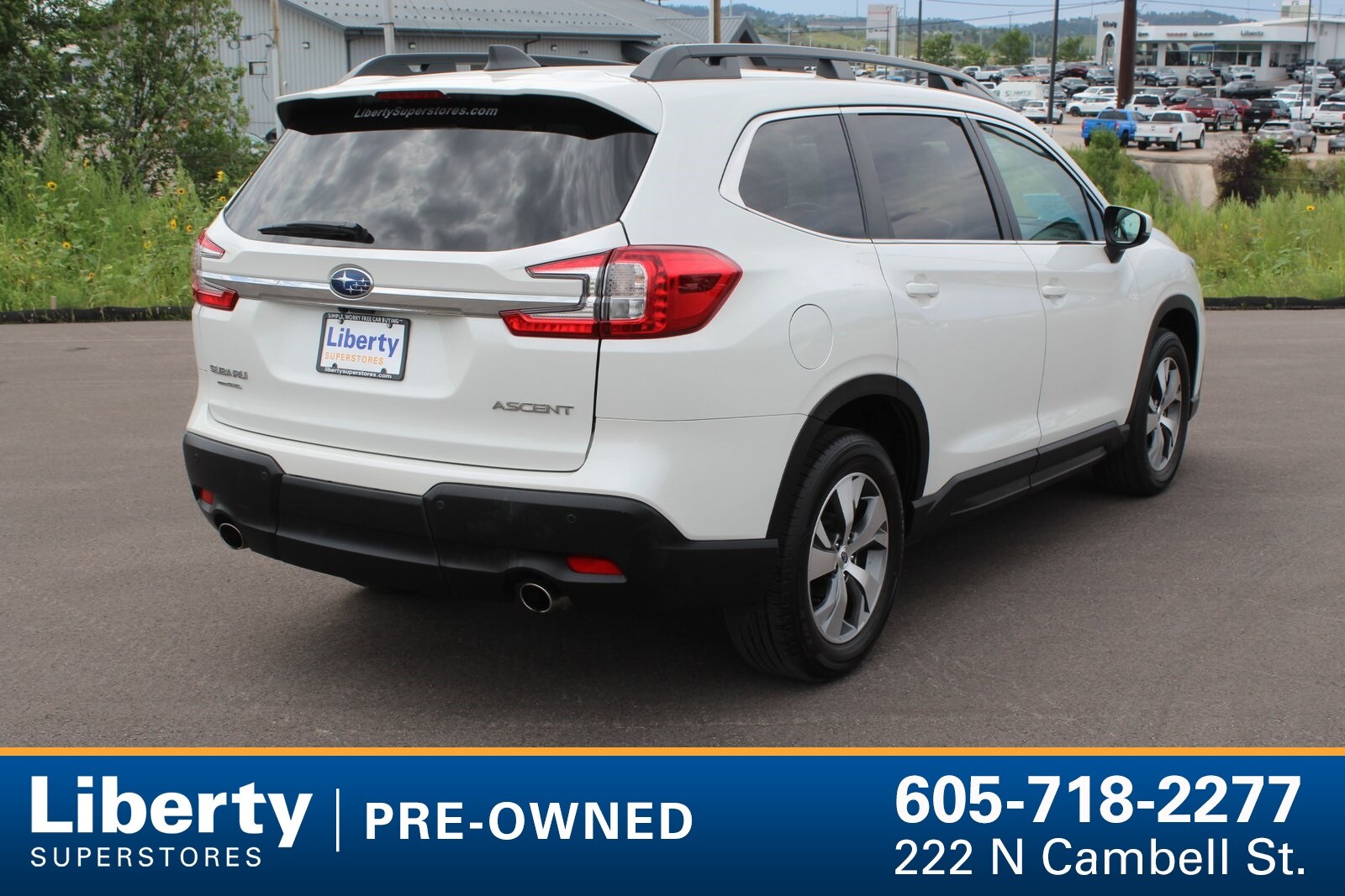 2024 Subaru Ascent Premium photo 2