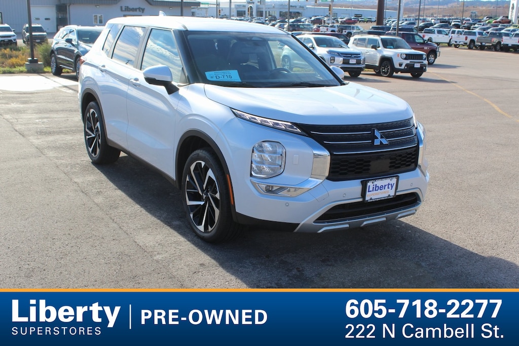 Used 2024 Mitsubishi Outlander SE SUV