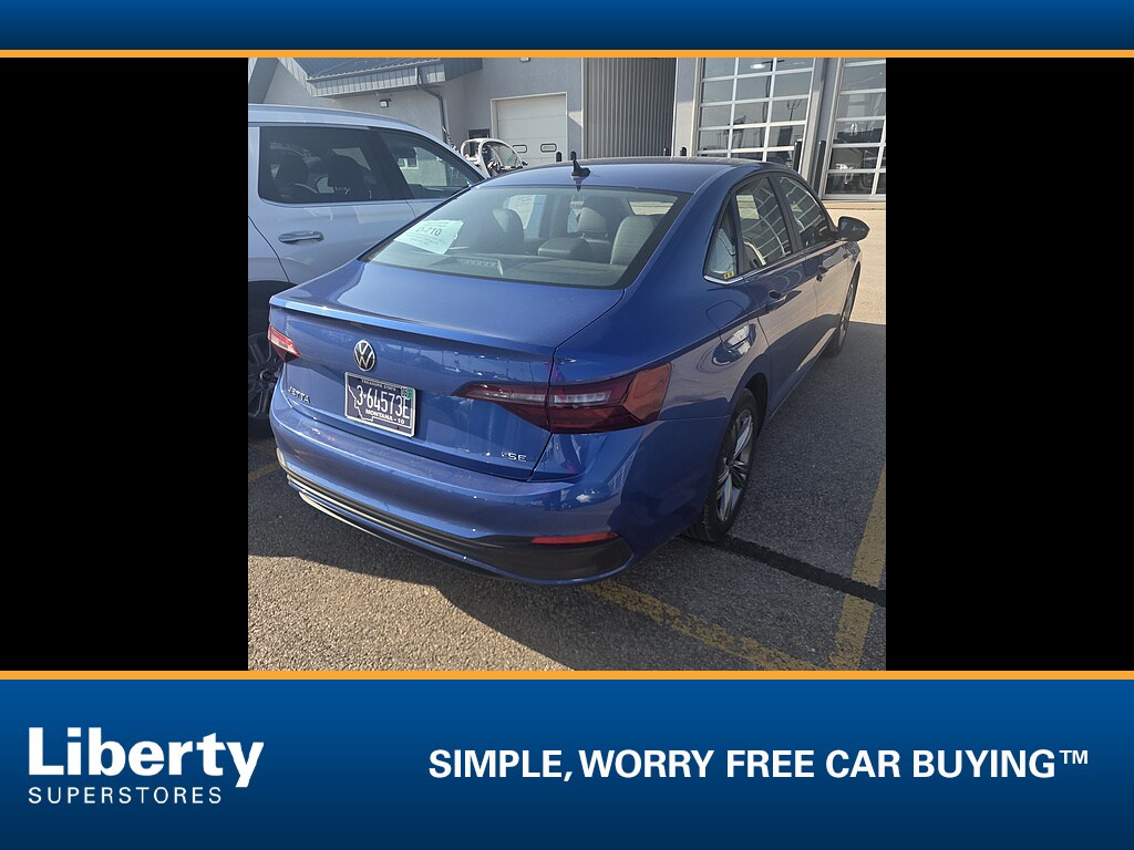 Used 2024 Volkswagen Jetta 1.5T SE Sedan