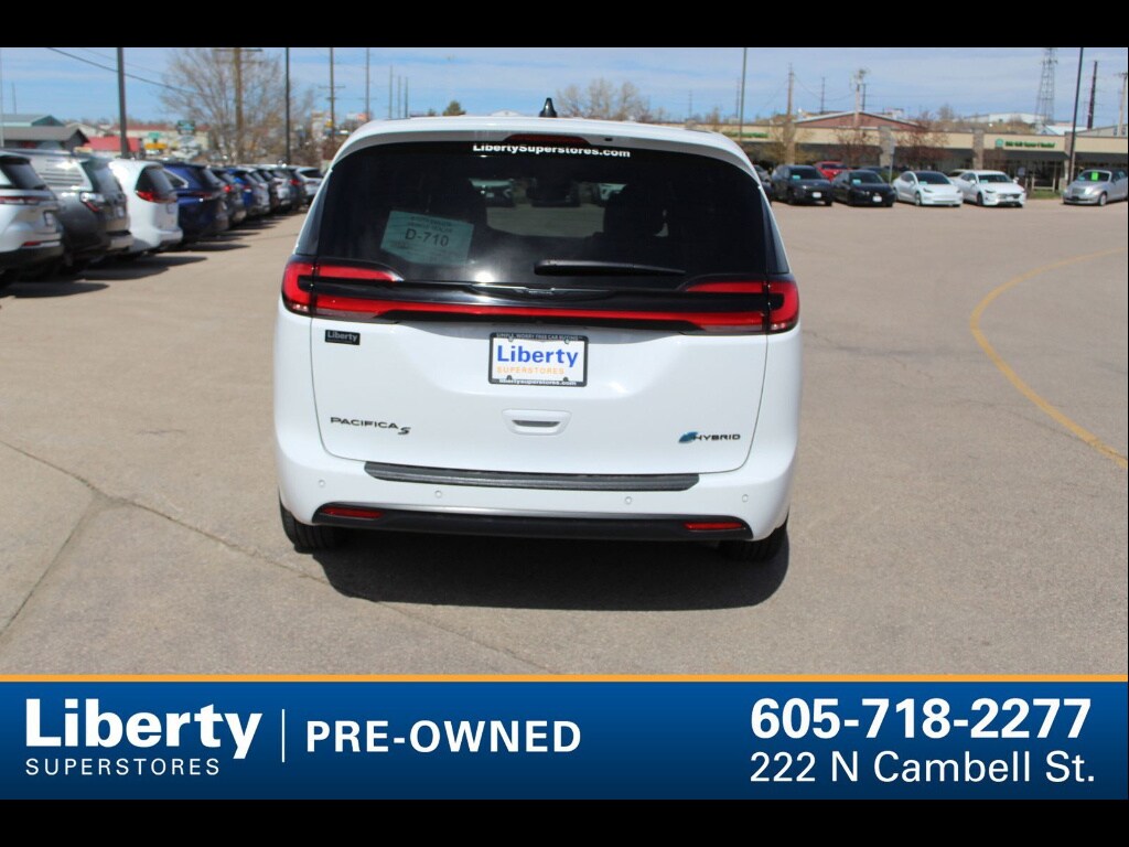 Used 2024 Chrysler Pacifica Plug-In Hybrid Select Van Passenger Van