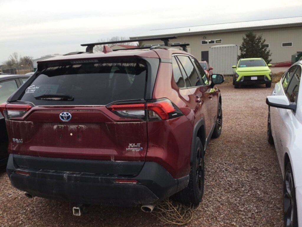 Used 2020 Toyota RAV4 Hybrid XLE SUV