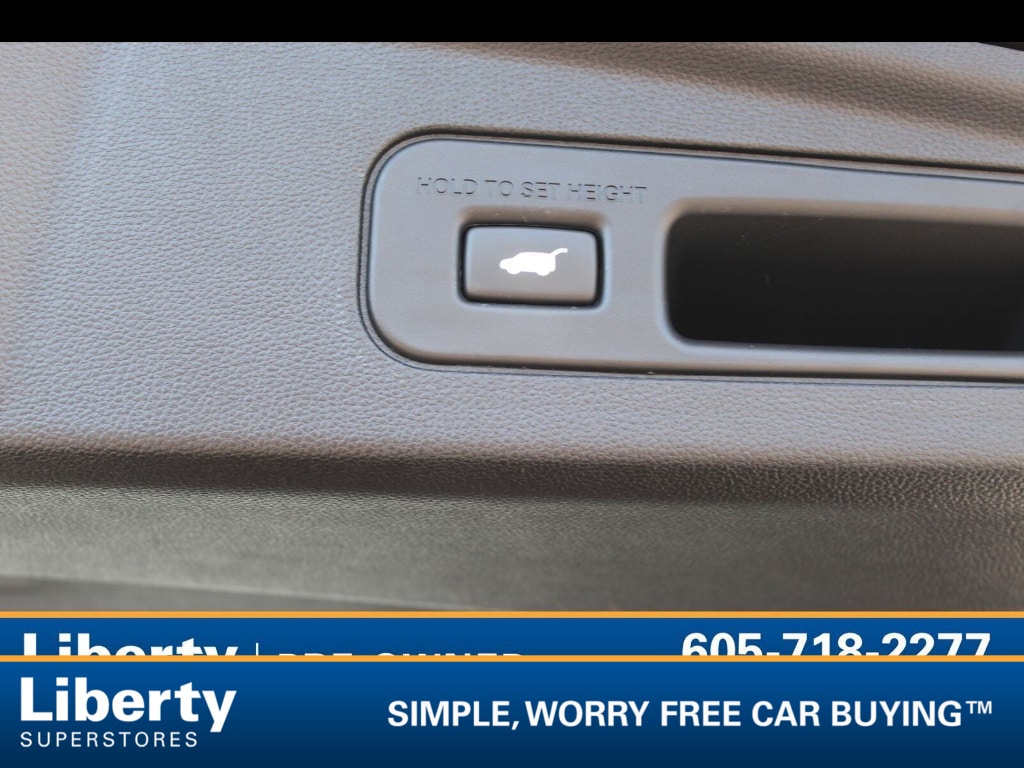 2022 Acura MDX A-Spec Package - Photo 14