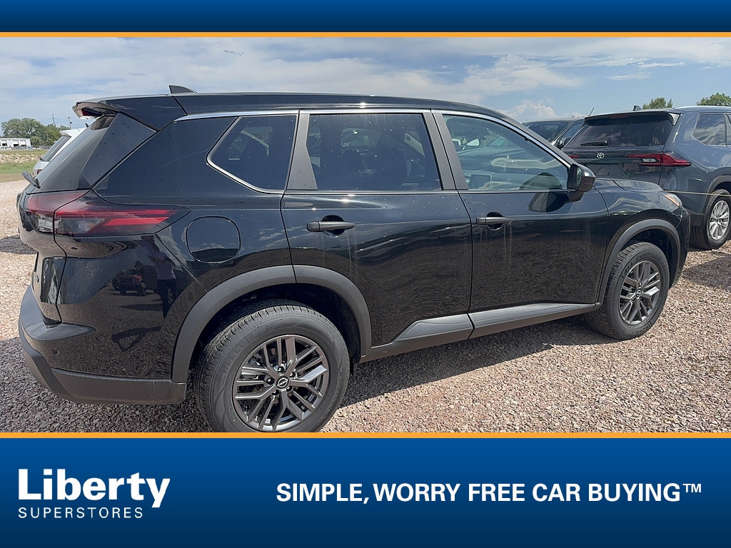 Used 2024 Nissan Rogue S SUV