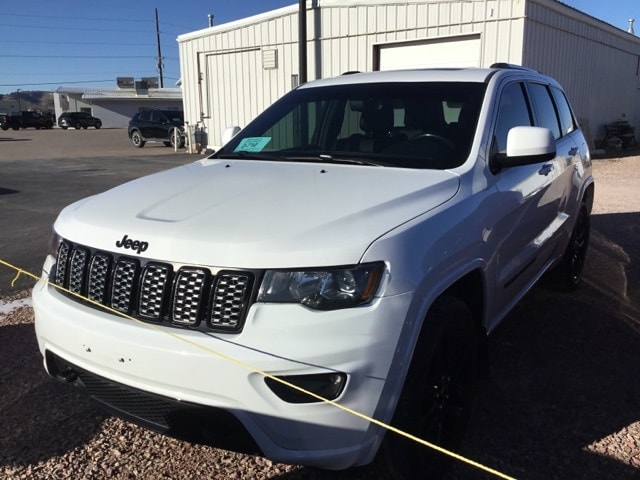 2019 Jeep Grand Cherokee Altitude's photo
