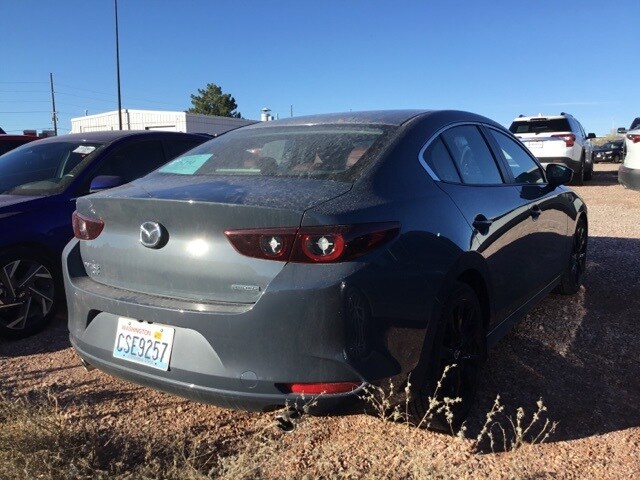 2025 Mazda Mazda3 Sedan 2.5 s Carbon photo 2