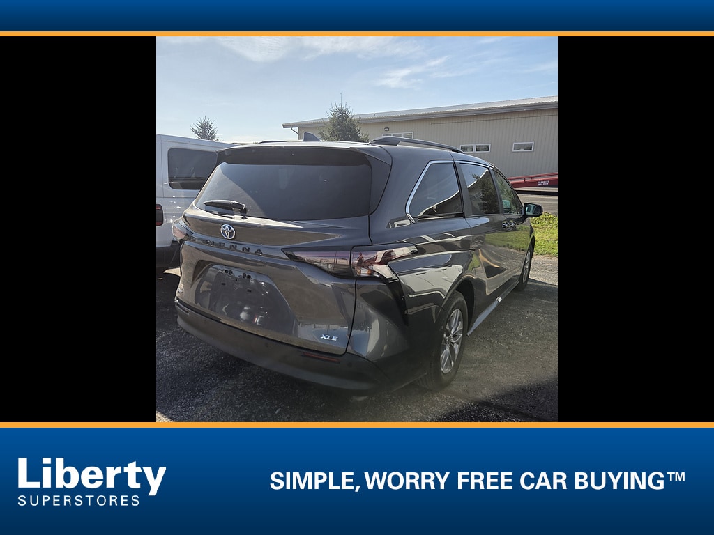 Used 2025 Toyota Sienna XLE Van Passenger Van