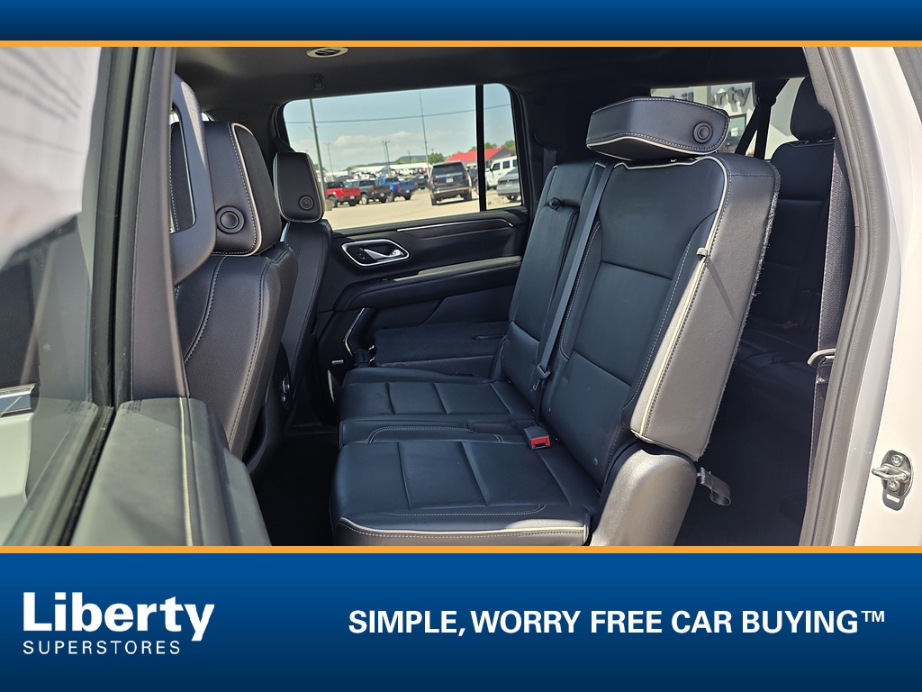 2024 Chevrolet Suburban Premier - Photo 13
