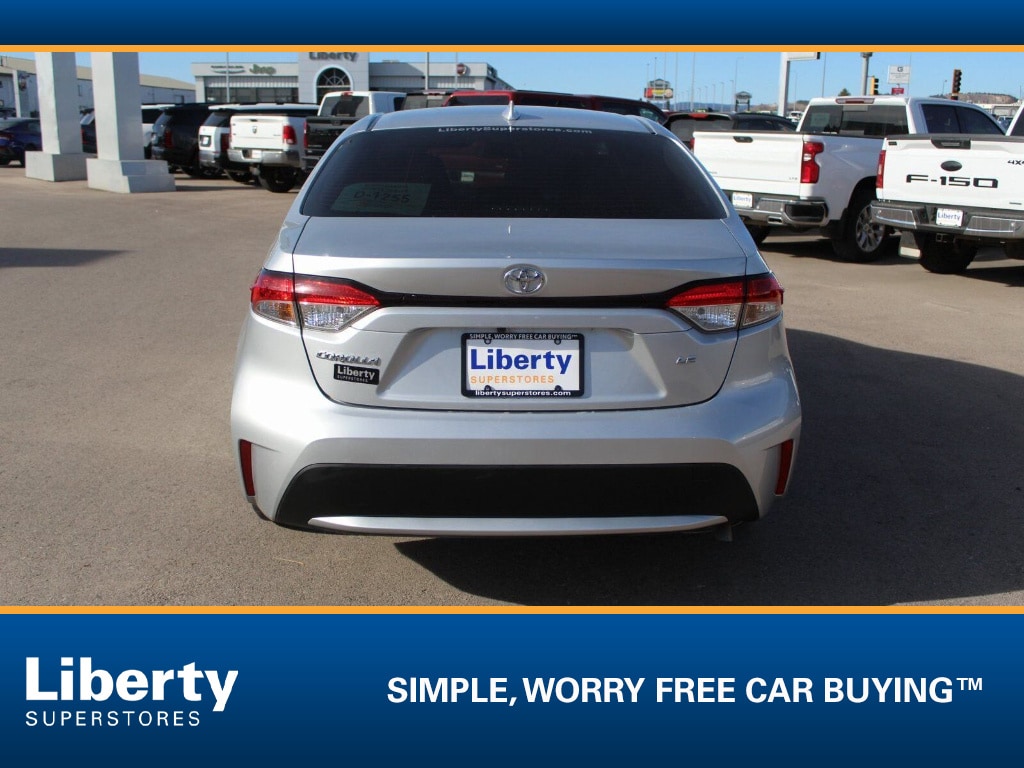 Used 2022 Toyota Corolla LE Sedan