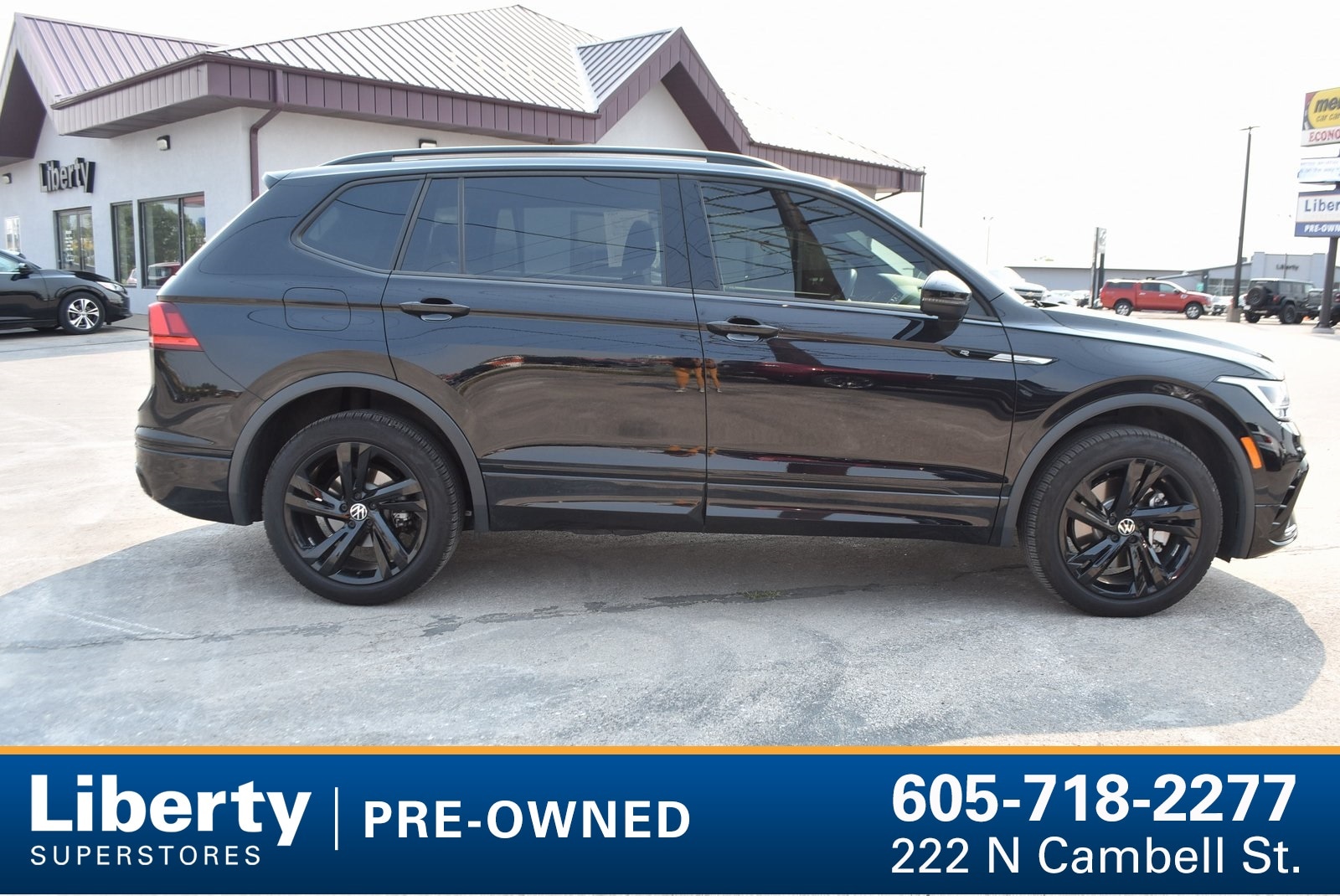 Used 2024 Volkswagen Tiguan SE R-LINE BLACK with VIN 3VV8B7AX1RM027916 for sale in Rapid City, SD