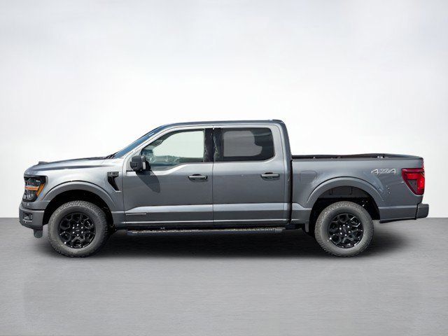 2025 Ford F-150 XLT photo 2