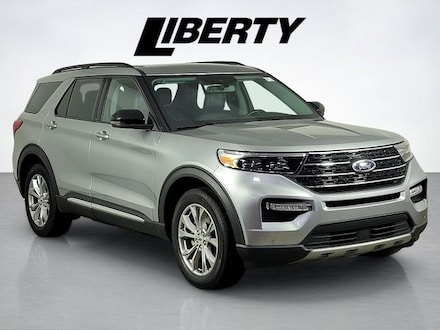 2023 Ford Explorer XLT SUV