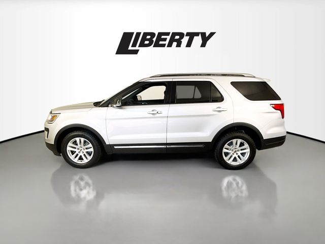 2018 Ford Explorer XLT photo 4