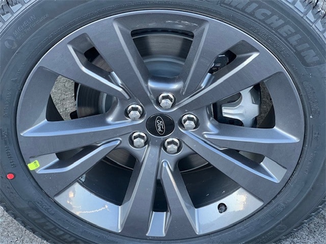 2025 Ford Explorer Active - Photo 10