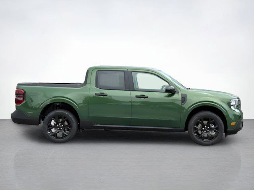 New 2025 Ford Maverick XLT Truck