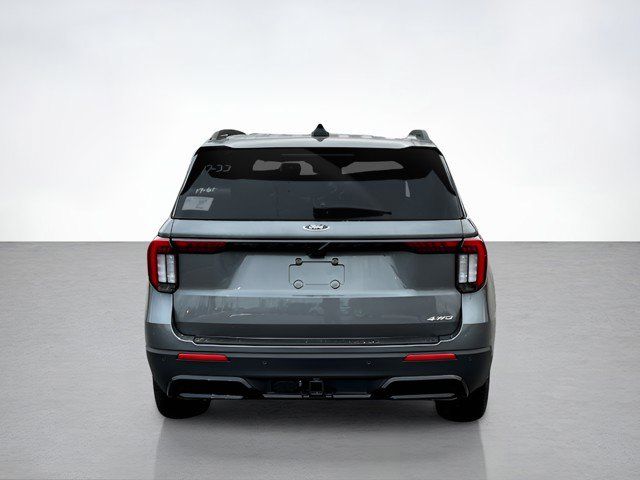 2025 Ford Explorer ST-Line photo 4