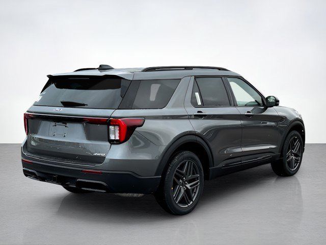2025 Ford Explorer ST-Line photo 3