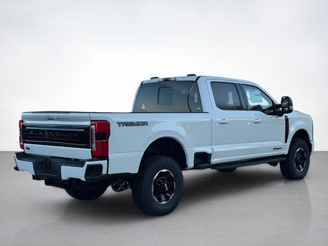 2025 Ford F-250 Platinum photo 3