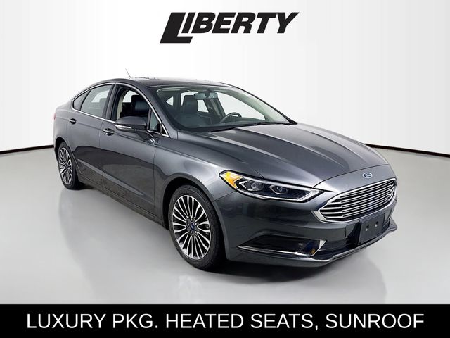 2018 Ford Fusion SE's photo