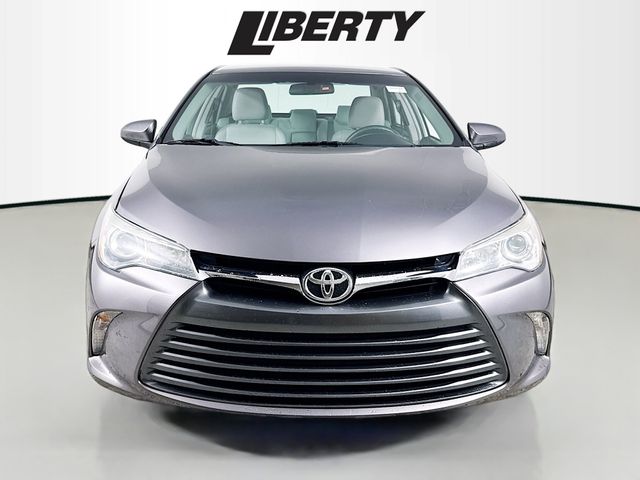 Used 2015 Toyota Camry LE with VIN 4T4BF1FK8FR505258 for sale in Aurora, OH