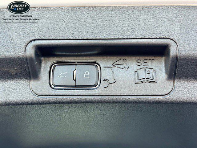 2026 Ford Explorer Platinum - Photo 40