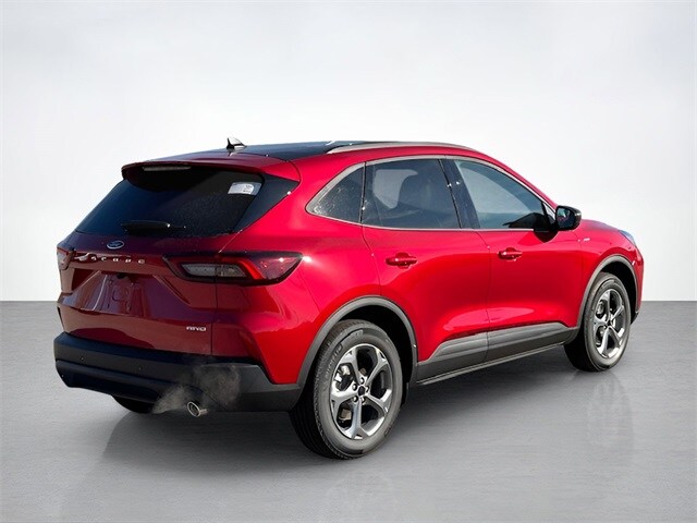 2025 Ford Escape ST-Line photo 3