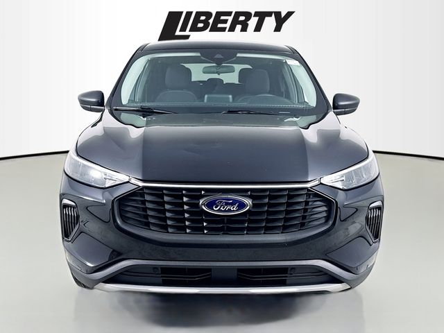 Used 2023 Ford Escape Active with VIN 1FMCU9GN6PUA05242 for sale in Aurora, OH