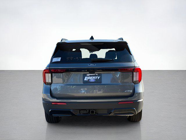 2026 Ford Explorer ST-Line photo 2
