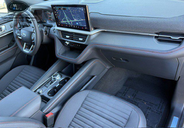 2026 Ford Explorer ST-Line - Photo 16